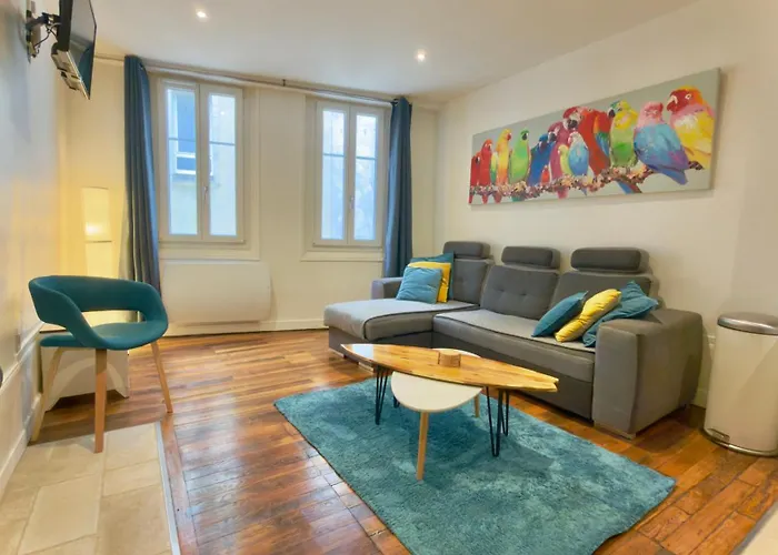 Les Ducs De Bourgogne En Hyper Centre